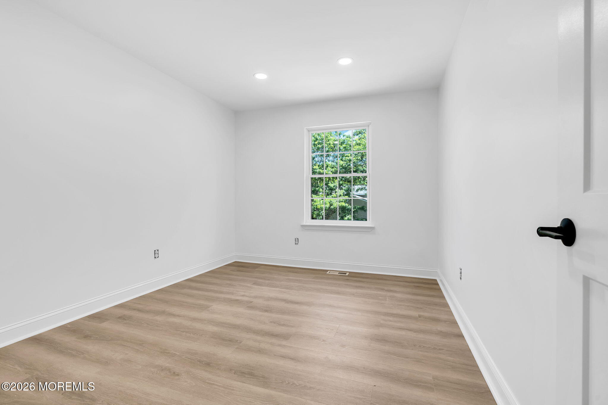 14 Timberline Drive Howell, NJ 07731 - Photo 34 of 42 36-web-or-mls-36-print-DSC04749