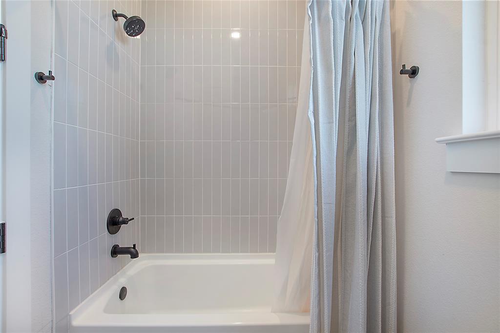 804 Lexington Lane Nevada, TX 75173 - Photo 23 of 29