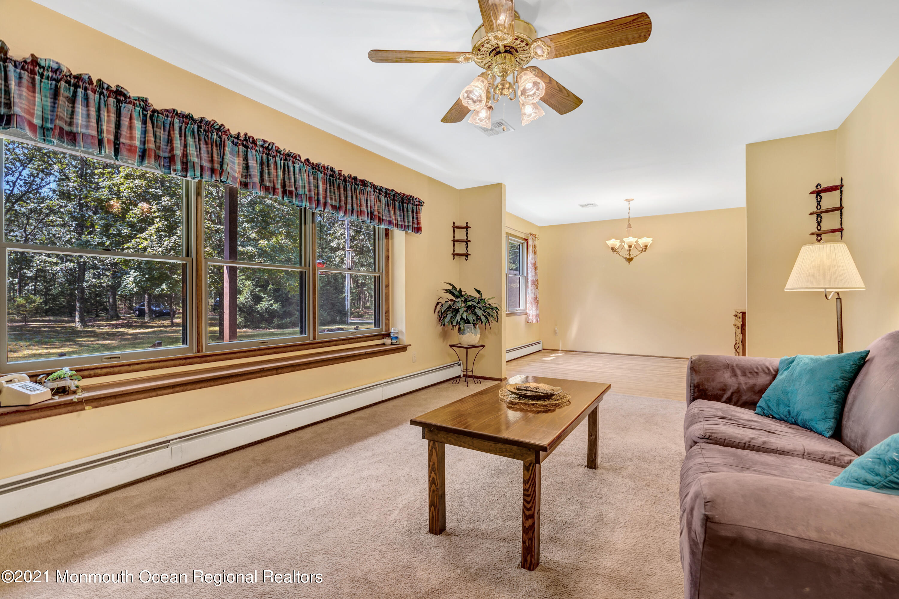 160 Pasadena Road Whiting, NJ 08759 - Photo 9 of 49 013_dsc00367