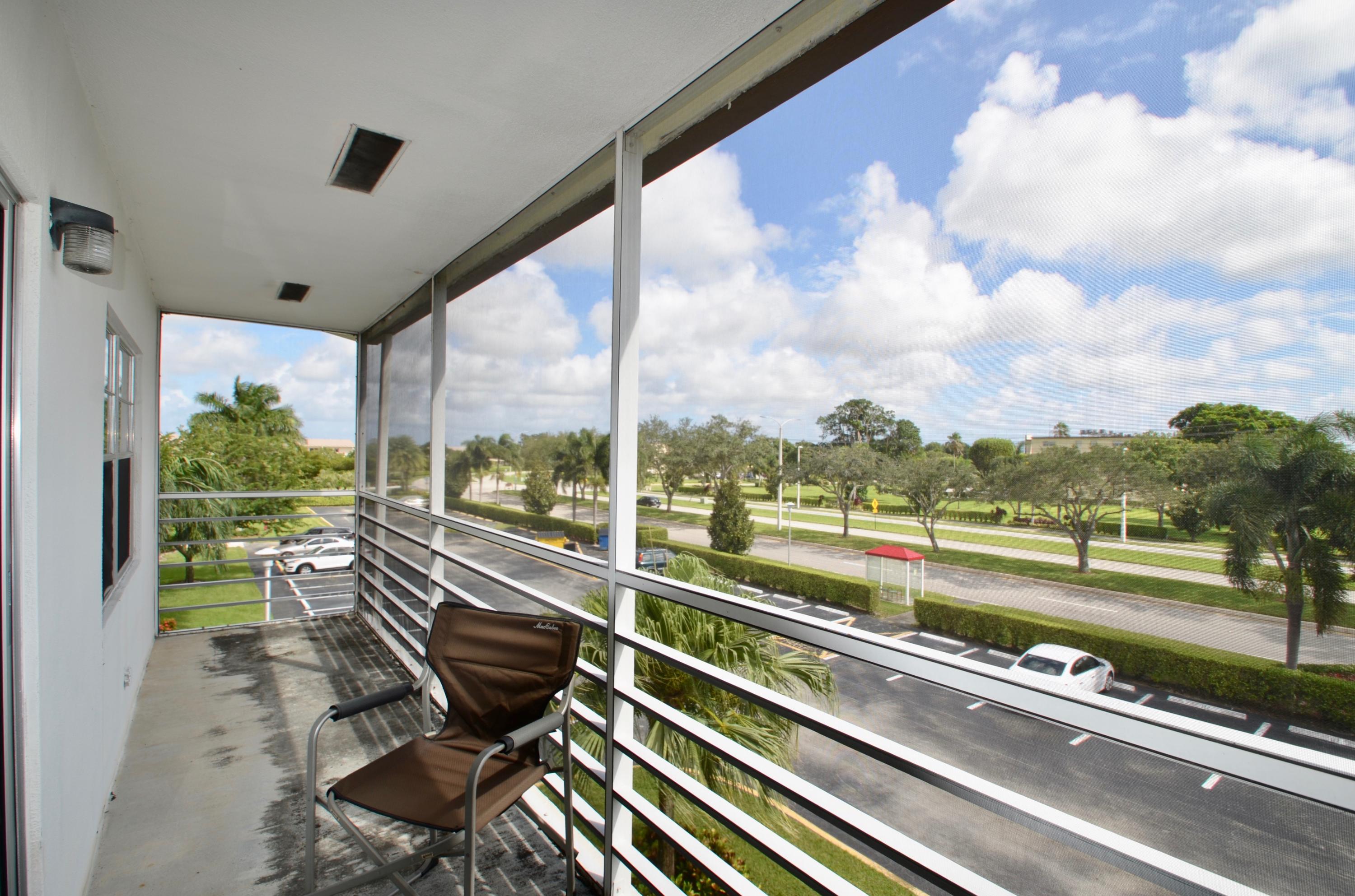 122 Suffolk C Boca Raton, FL 33434 - Photo 13 of 26 DSC_0019 5