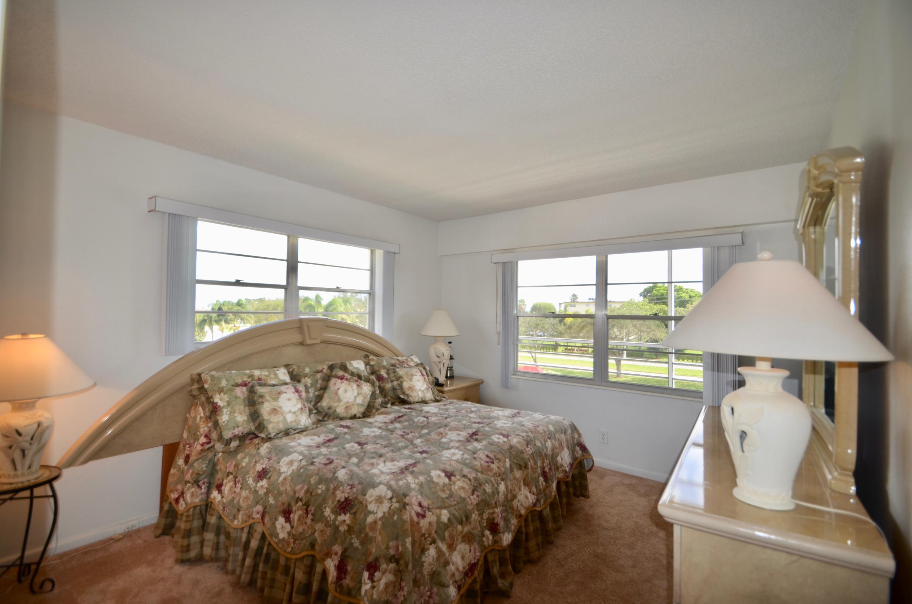 122 Suffolk C Boca Raton, FL 33434 - Photo 16 of 26 DSC_0025 3