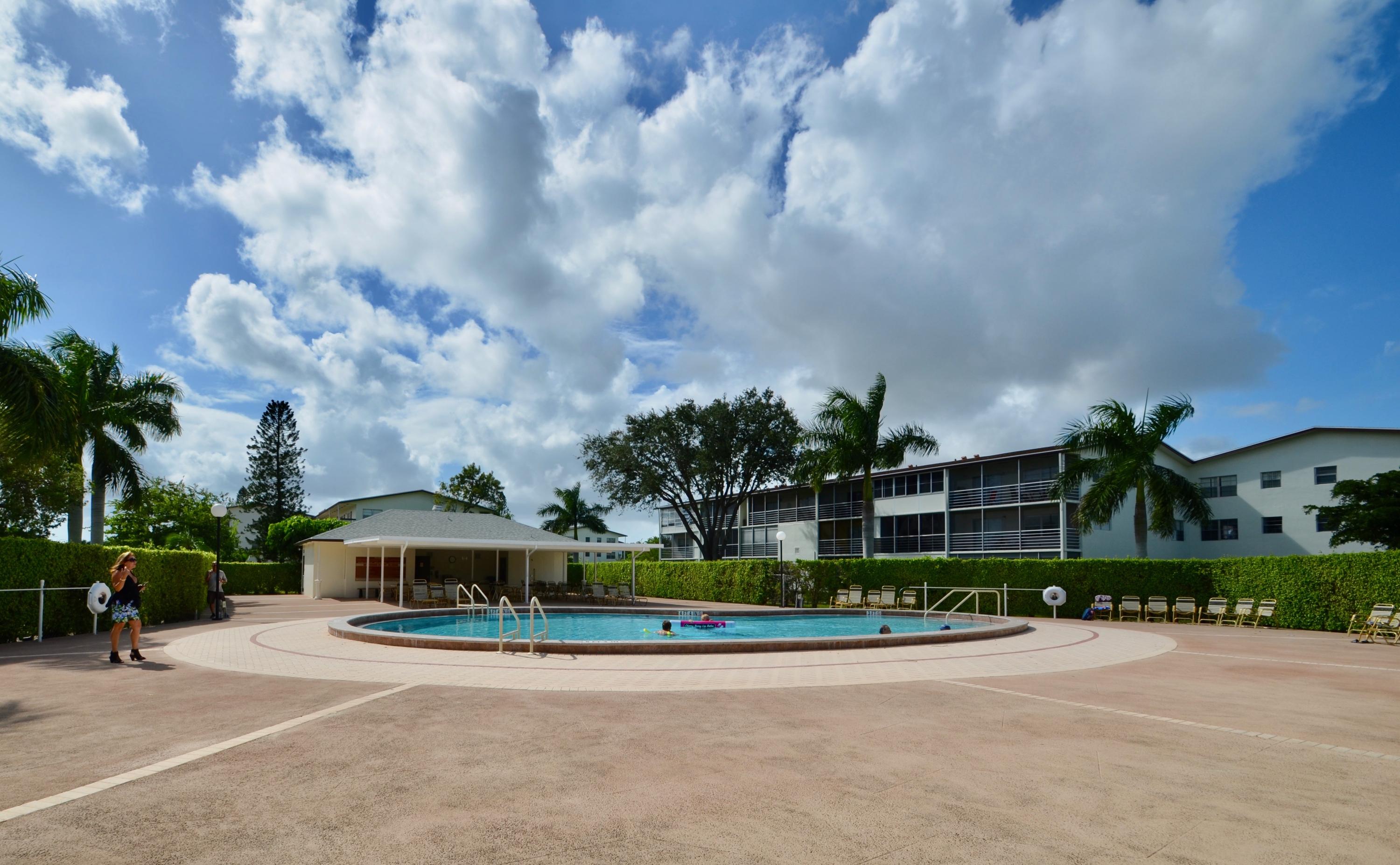 122 Suffolk C Boca Raton, FL 33434 - Photo 23 of 26 DSC_0037