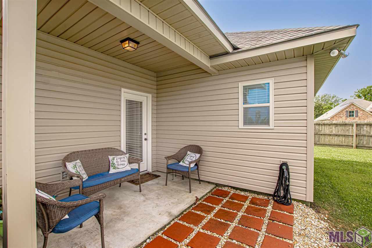 7136 Rue Dumaine Street Addis, LA 70710 - Photo 3 of 16 Gallery Image 3