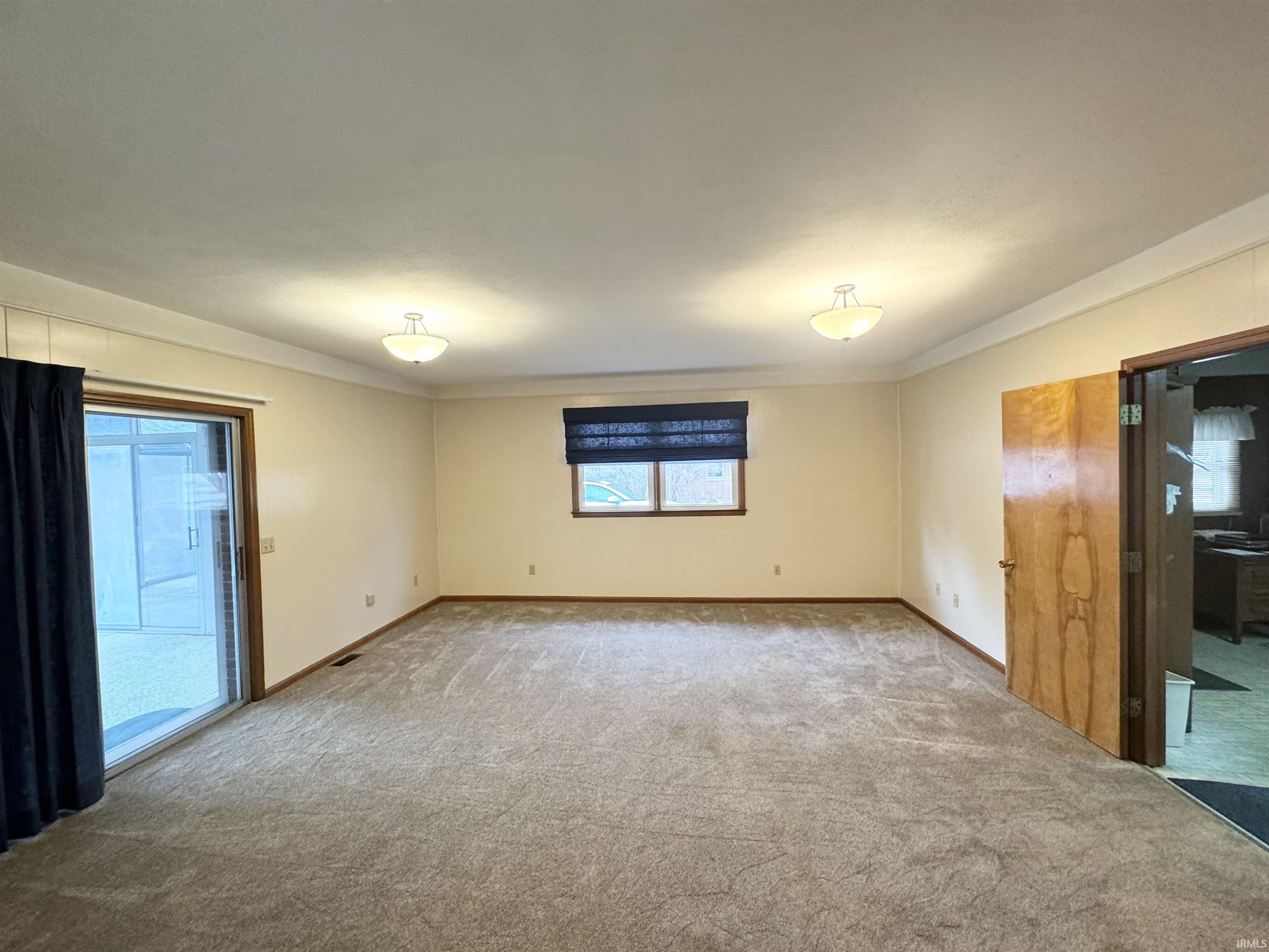 1404 Zartman Road Kokomo, IN 46902 - Photo 5 of 20 Gallery Image 5