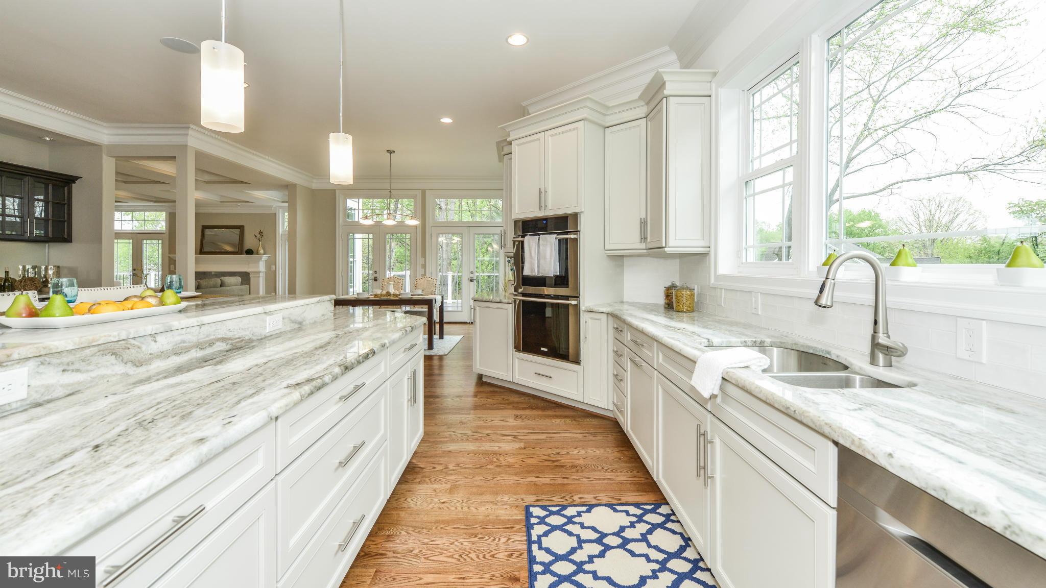 9018 Old Courthouse Road Vienna, VA 22182 - Photo 8 of 28 Kitchen