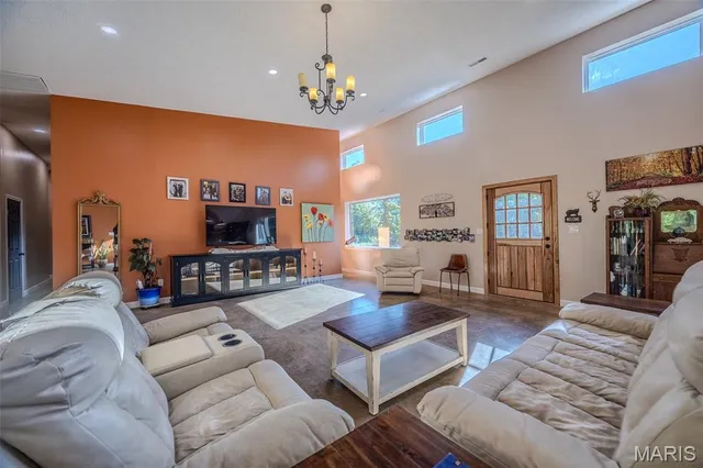 $399,000 | 3 Pecan Trail, Tunas, MO 65764