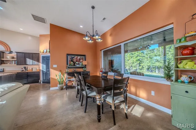 $399,000 | 3 Pecan Trail, Tunas, MO 65764