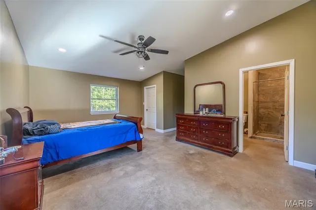 $399,000 | 3 Pecan Trail, Tunas, MO 65764