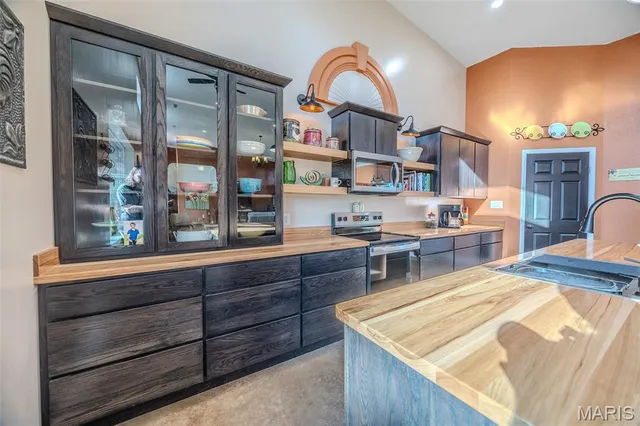 $399,000 | 3 Pecan Trail, Tunas, MO 65764