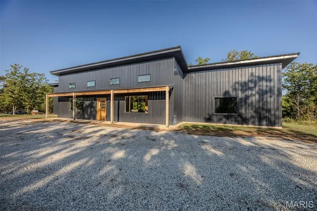 $399,000 | 3 Pecan Trail, Tunas, MO 65764