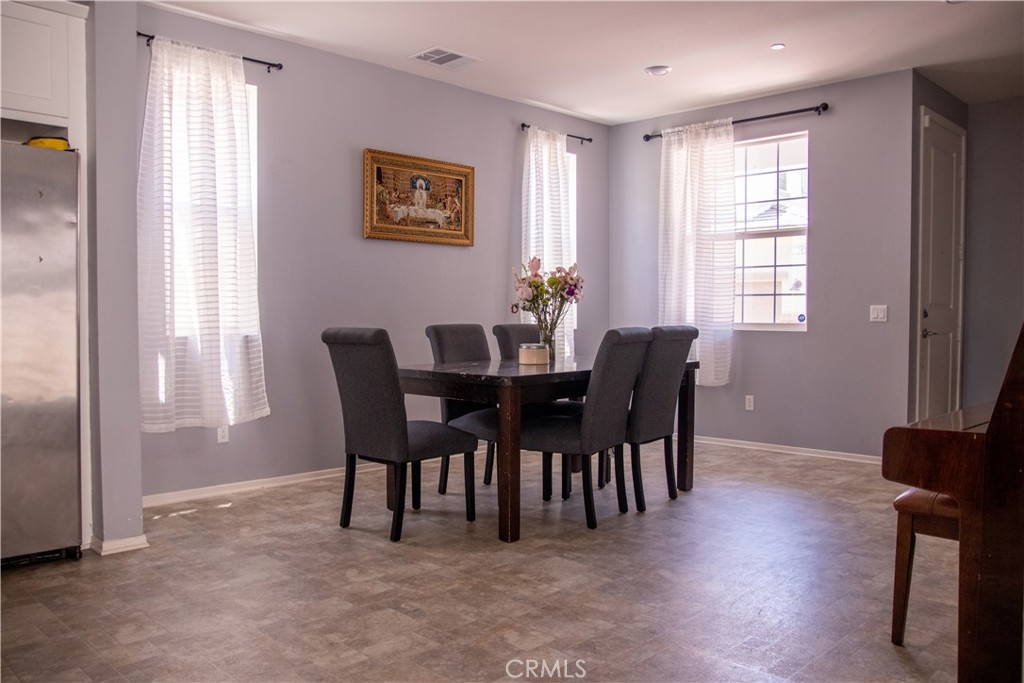 1766 Park Place Riverside, CA 92501 - Photo 13 of 37