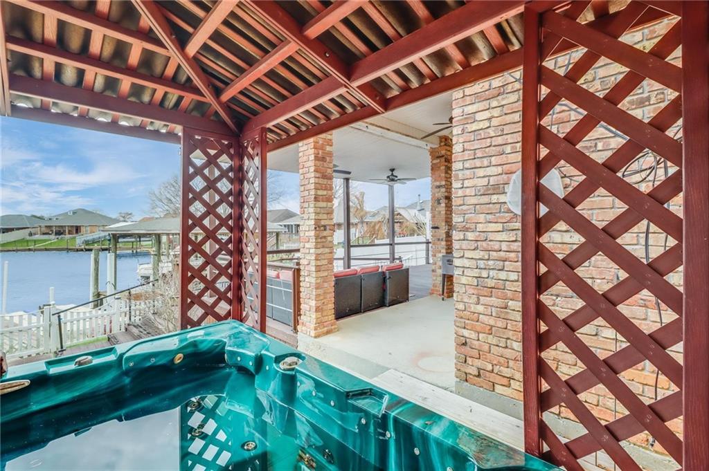 302 Charles Court Slidell, LA 70458 - Photo 32 of 36