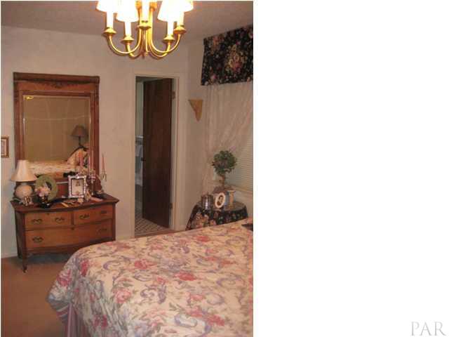 4381 Stephens Road Pace, FL 32571 - Photo 15 of 24