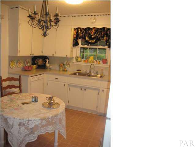 4381 Stephens Road Pace, FL 32571 - Photo 3 of 24