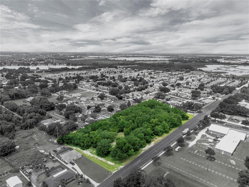 2400 Lake Buckeye Road Winter Haven, FL 33881 - Photo 11 of 16 an aerial view of multiple house