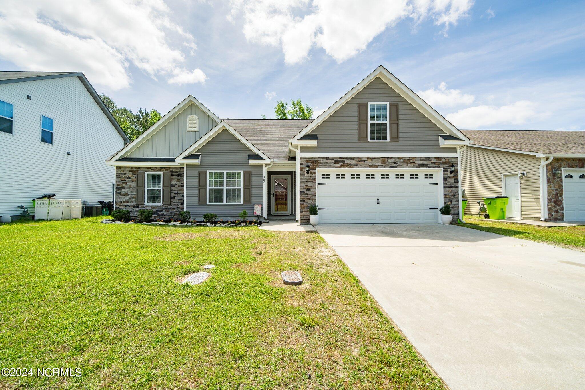 307 Station House Road New Bern, NC 28562 - Photo 1 of 34 307 Station House Road, New Bern