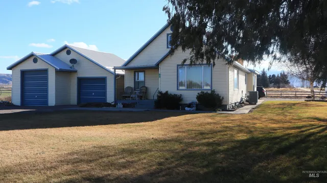 $385,000 | 103 South 650 East, Burley, ID 83318