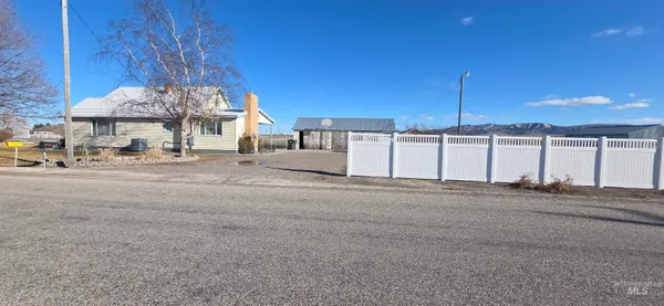 $385,000 | 103 South 650 East, Burley, ID 83318