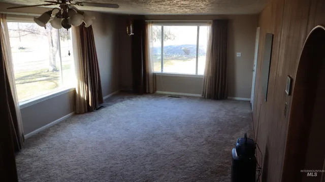 $385,000 | 103 South 650 East, Burley, ID 83318