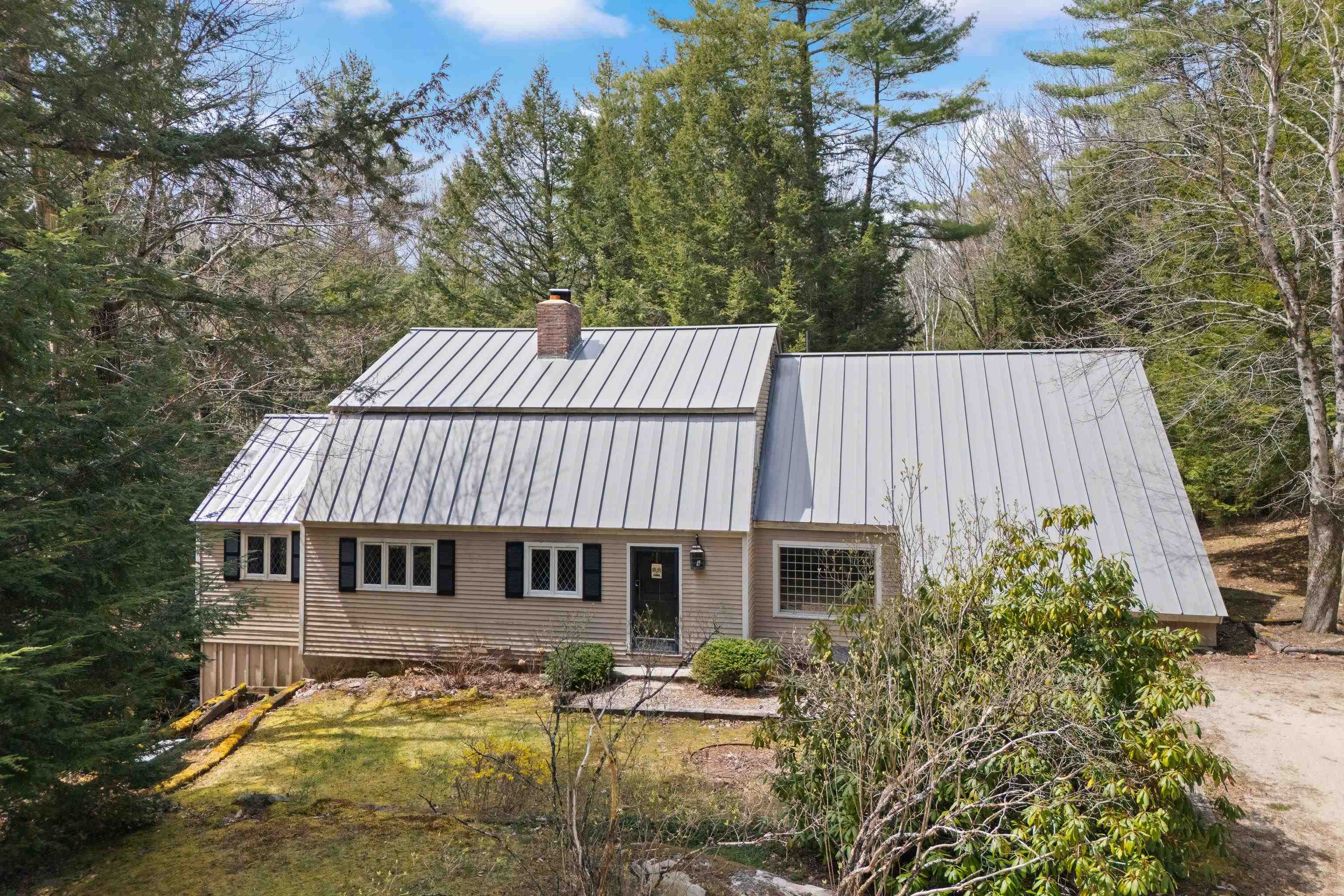 73 Clark Mill Road Weare, NH 03281 - Photo 1 of 59