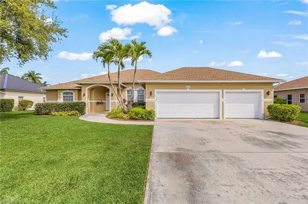 $4,900 | 2031 Teagarden Lane, Naples, FL 34110