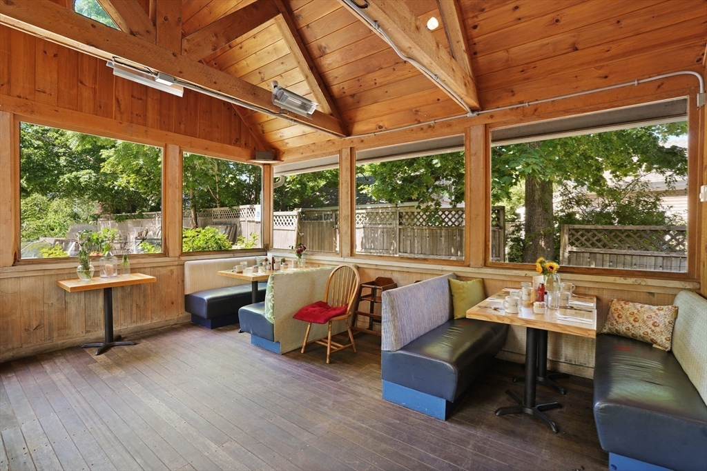 218 Upper Main Street Edgartown, MA 02539 - Photo 8 of 20