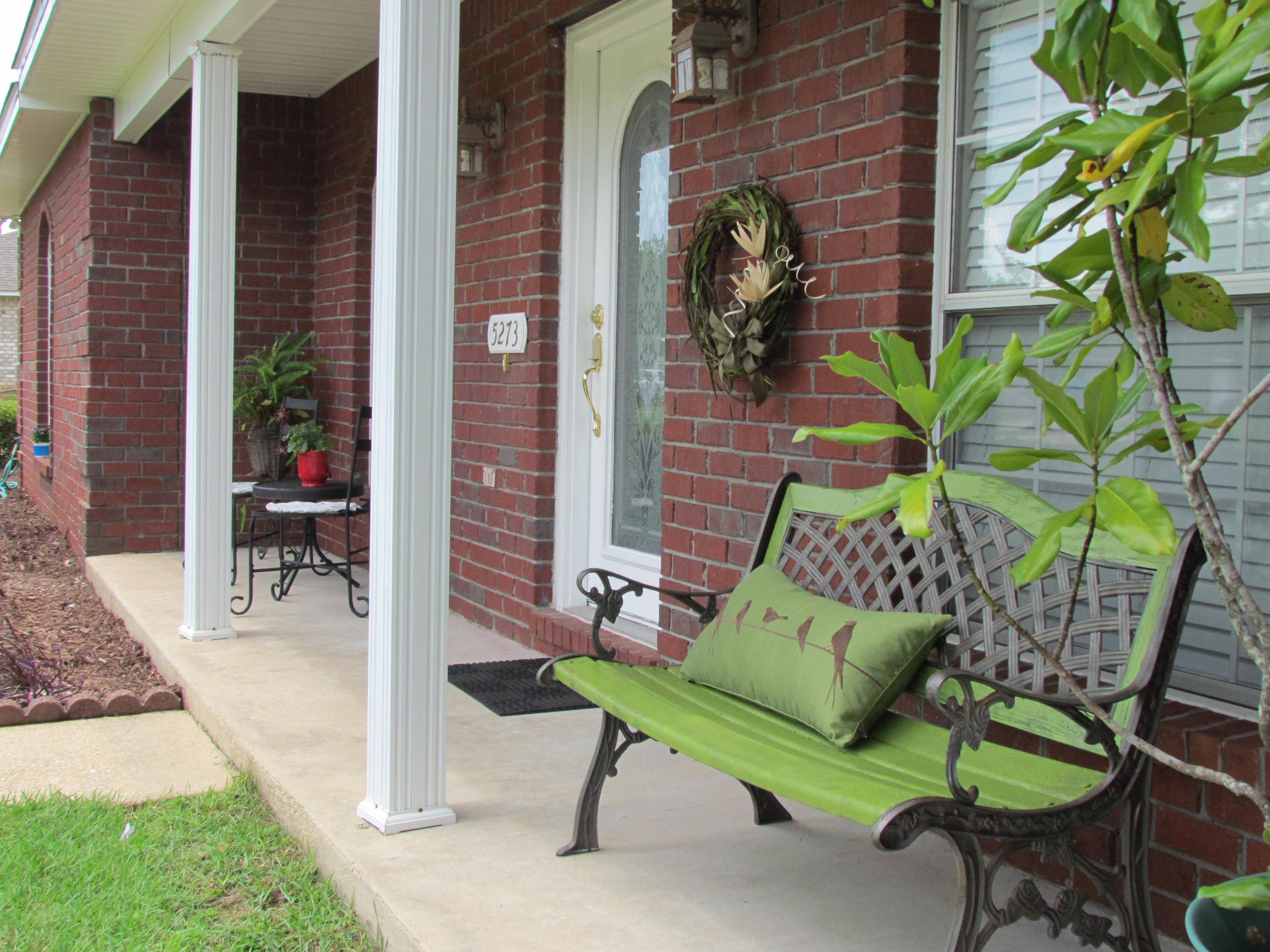 5273 Morgan Ridge Drive Milton, FL 32570 - Photo 4 of 34 Gallery Image 4