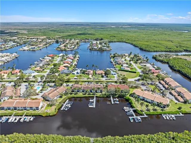 $349,900 | 182 Newport Drive, Unit 1003, Naples, FL 34114