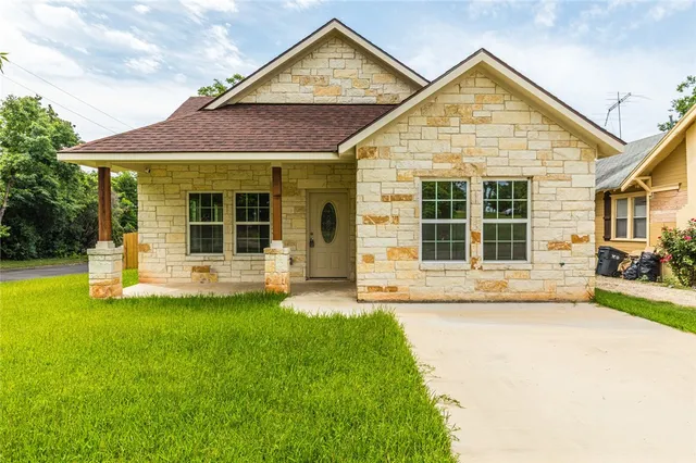 $299,000 | 1700 Proctor Avenue, Waco, TX 76708