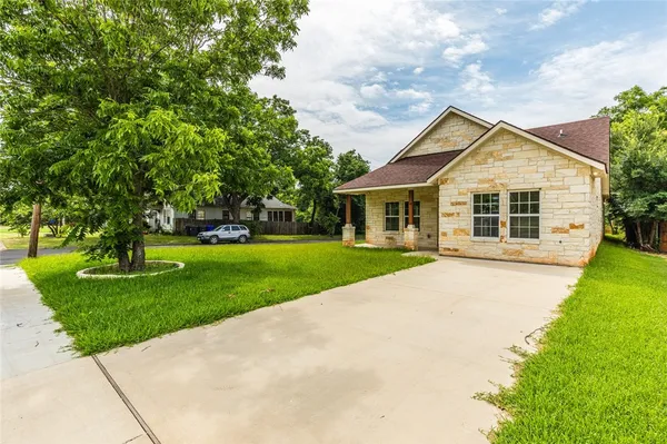 $299,000 | 1700 Proctor Avenue, Waco, TX 76708