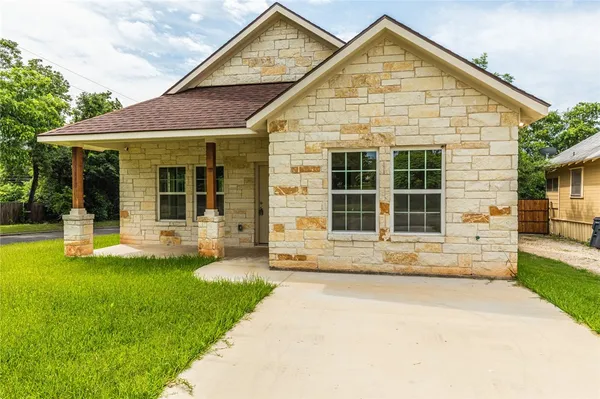 $299,000 | 1700 Proctor Avenue, Waco, TX 76708