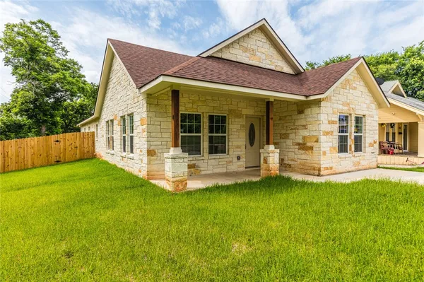 $299,000 | 1700 Proctor Avenue, Waco, TX 76708