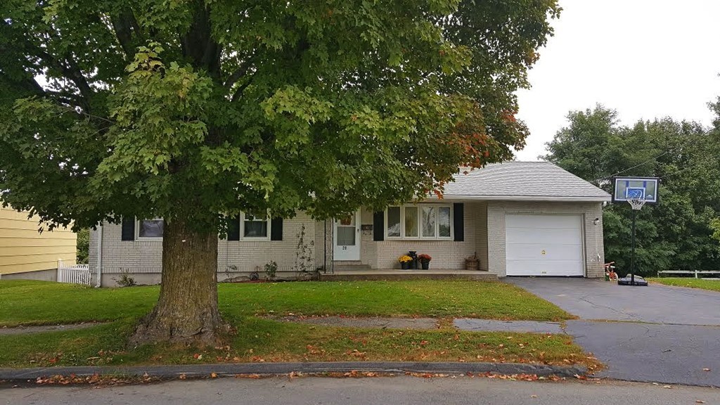 28 Birmingham Road Worcester, MA 01606 - Photo 1 of 15 Gallery Image 1