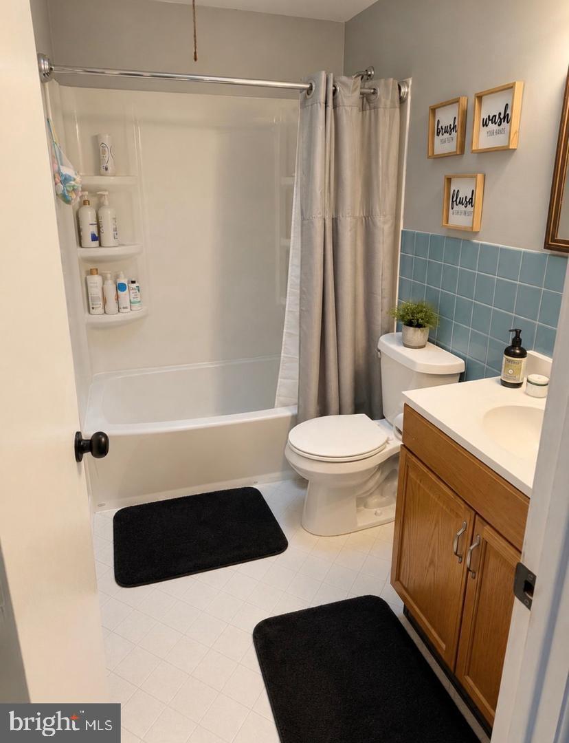 8520 Bridle Road Philadelphia, PA 19111 - Photo 23 of 33 Gallery Image 23