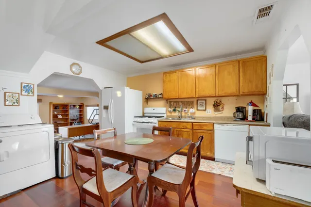 $279,000 | 5637 44th Street, Sacramento, CA 95824