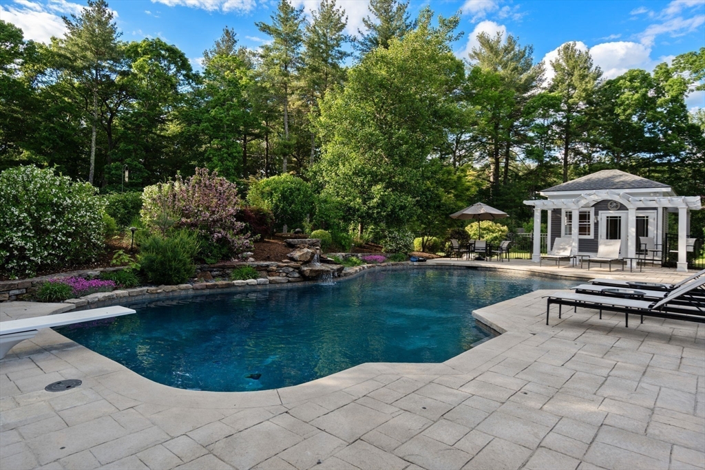 51 Pine Street Dover, MA 02030 - Photo 32 of 38