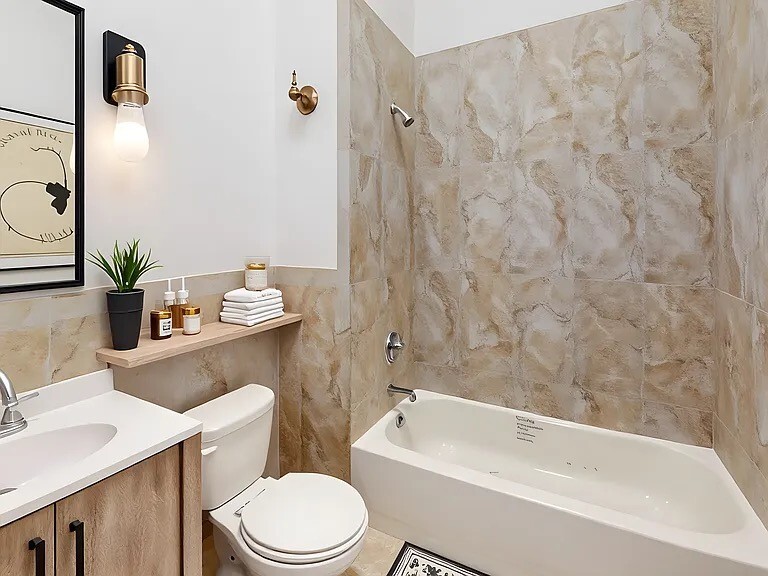 5104 Post Road, Unit 3F Bronx, NY 10471 - Photo 5 of 5