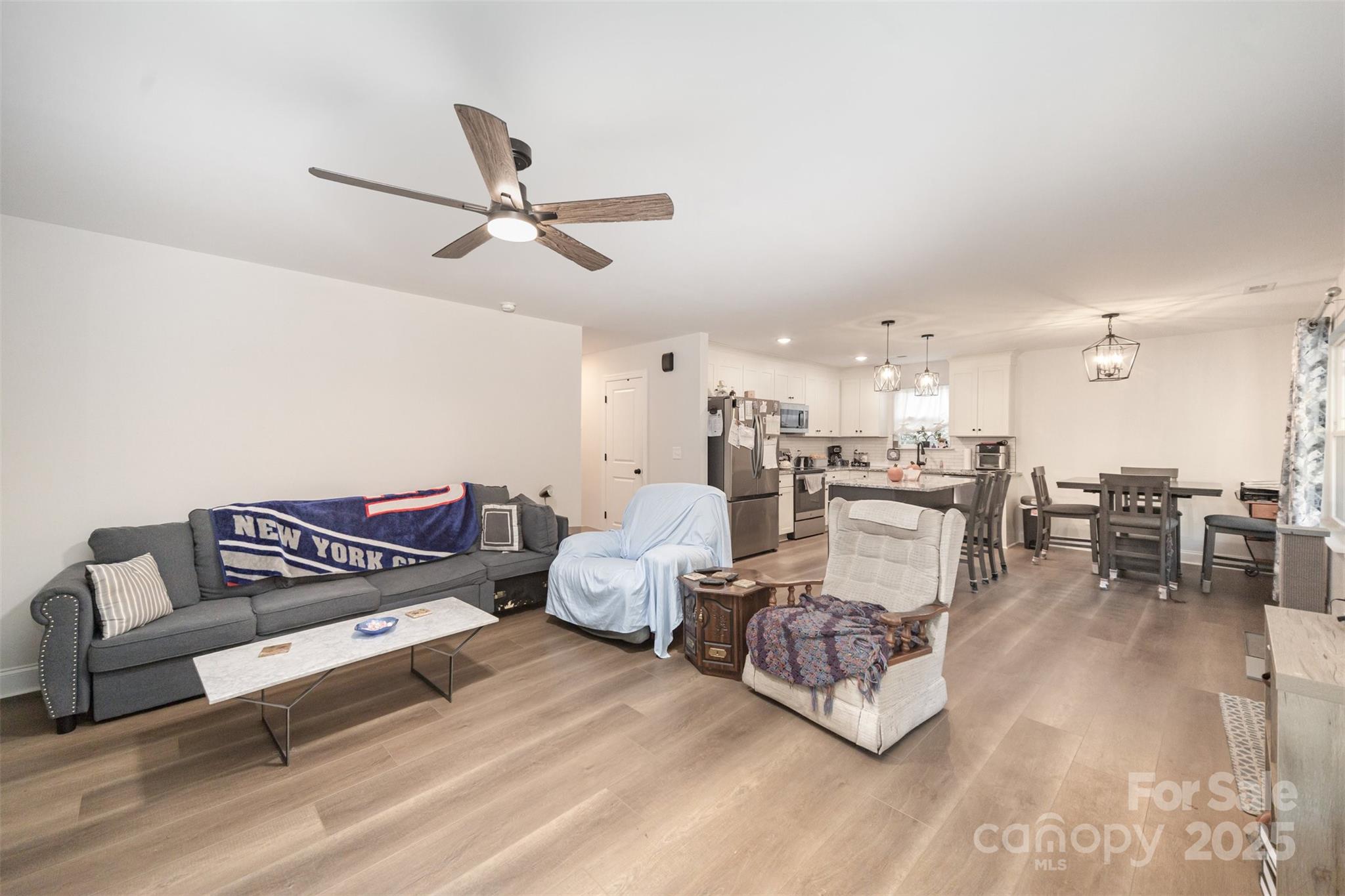 319 Pinnacle Road Kings Mountain, NC 28086 - Photo 6 of 22 a living room with furniture and view of kitchen