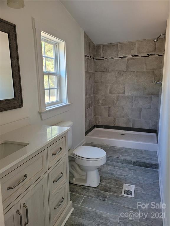 4725 Blade Run Road Edgemoor, SC 29712 - Photo 5 of 20 Gallery Image 5