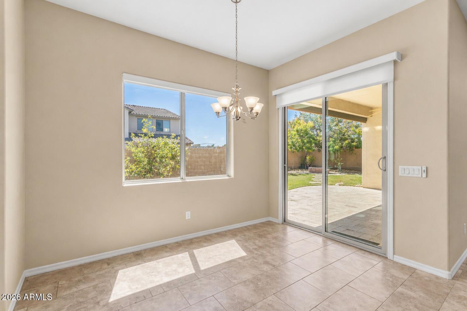 2827 East Muirfield Street Gilbert, AZ 85298 - Photo 16 of 54 kitchen nook