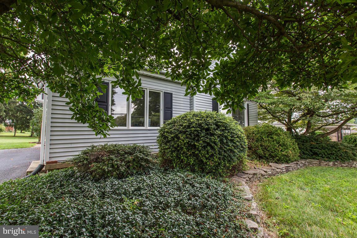 335 Millersville Road Lancaster, PA 17603 - Photo 4 of 51 Gallery Image 4