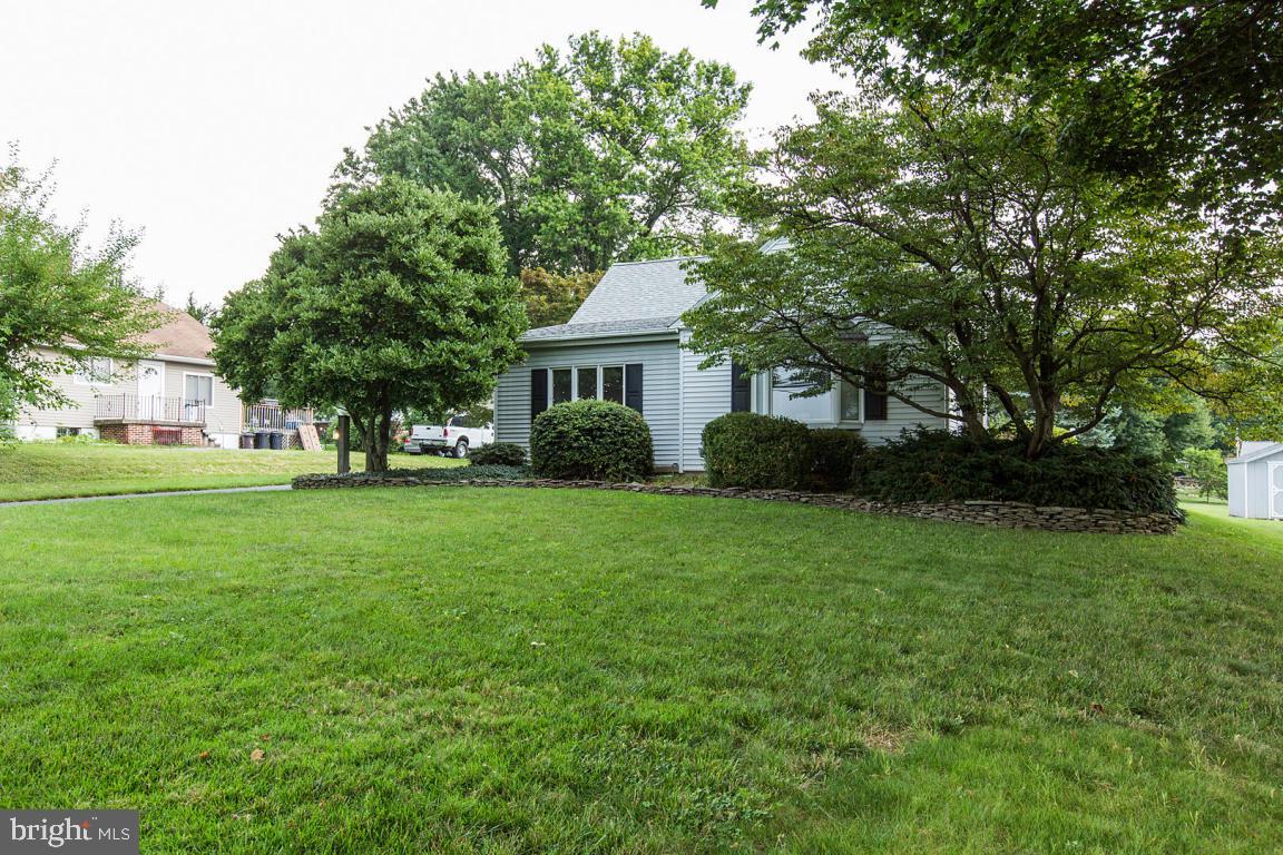 335 Millersville Road Lancaster, PA 17603 - Photo 5 of 51 Gallery Image 5