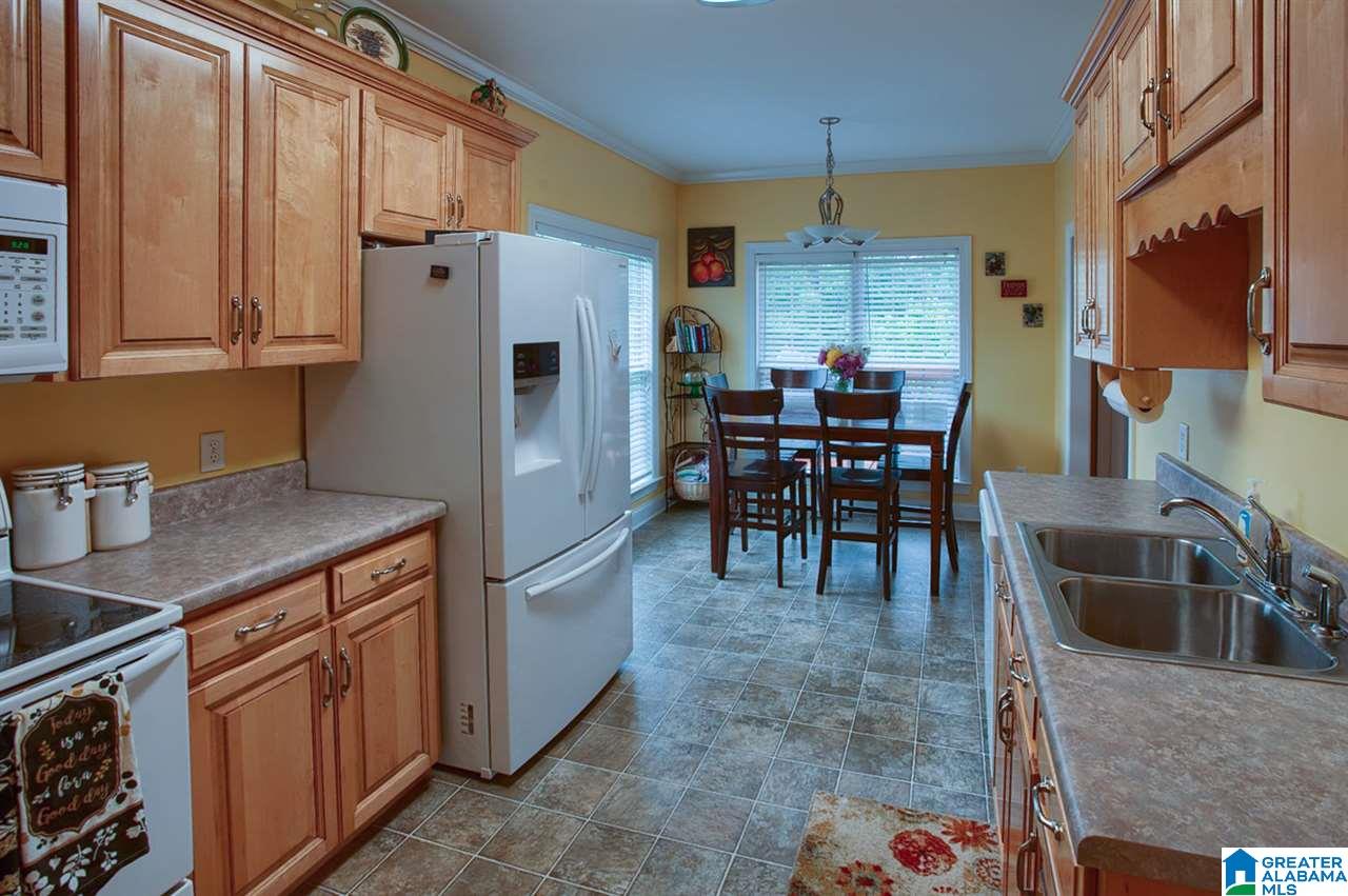 215 Ellington Way Riverside, AL 35135 - Photo 12 of 25