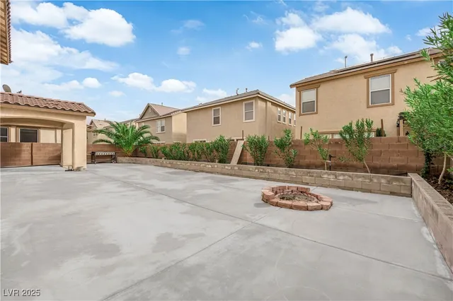 $599,900 | 313 Raptors View Avenue, North Las Vegas, NV 89031