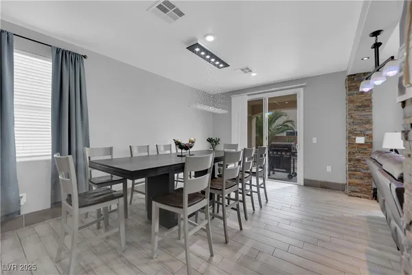 $599,900 | 313 Raptors View Avenue, North Las Vegas, NV 89031