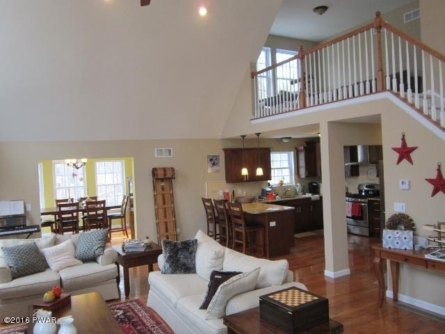 141 Tanager Road Lackawaxen, PA 18435 - Photo 37 of 37 6 open floor plan (640x480)
