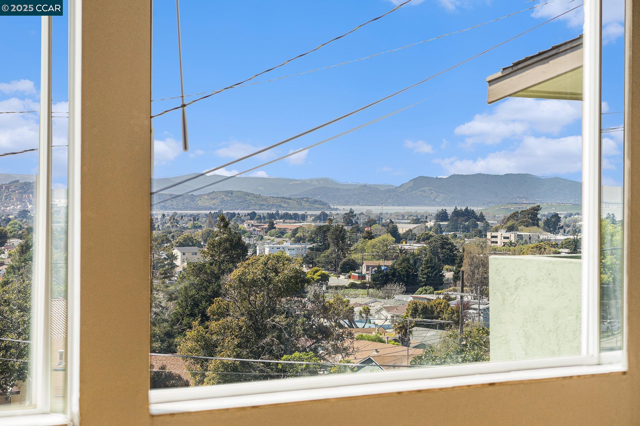 5955 Ralston Avenue Richmond, CA 94805 - Photo 16 of 47 a view of a window