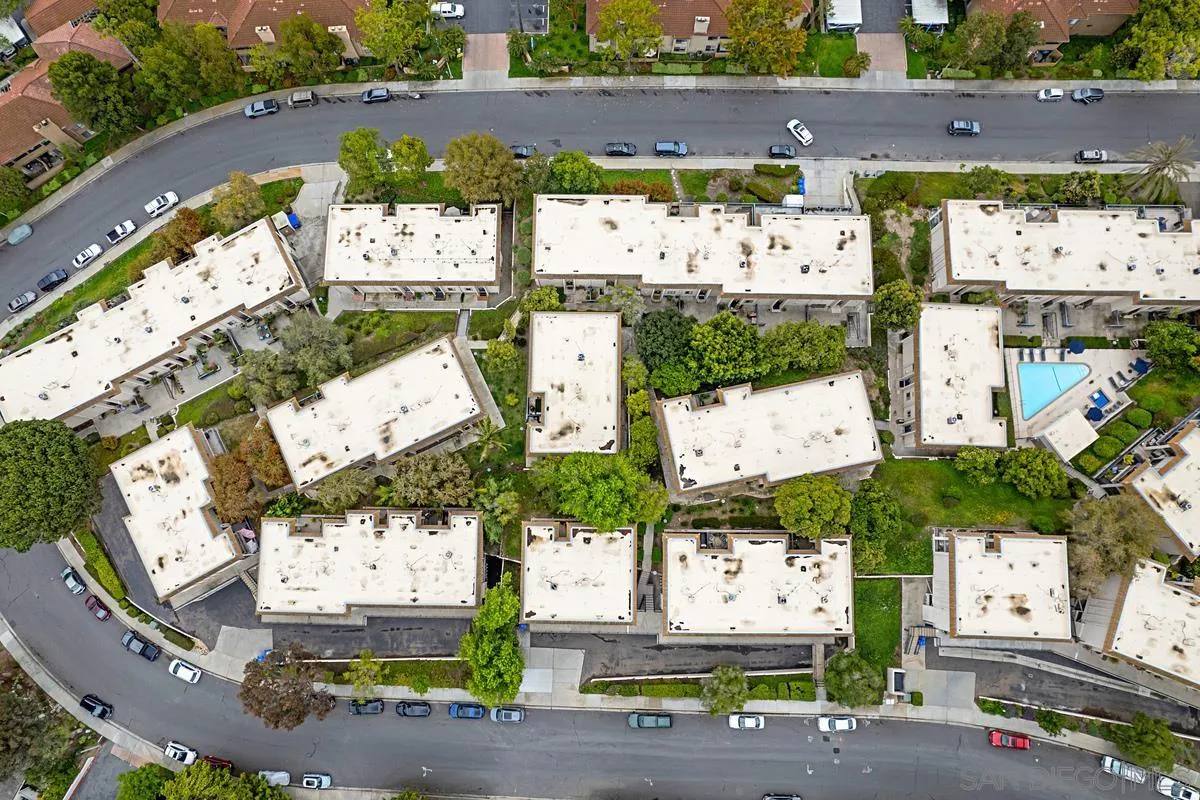 2383 Altisma Way, Unit B Carlsbad, CA 92009 - Photo 23 of 38 an aerial view of a city