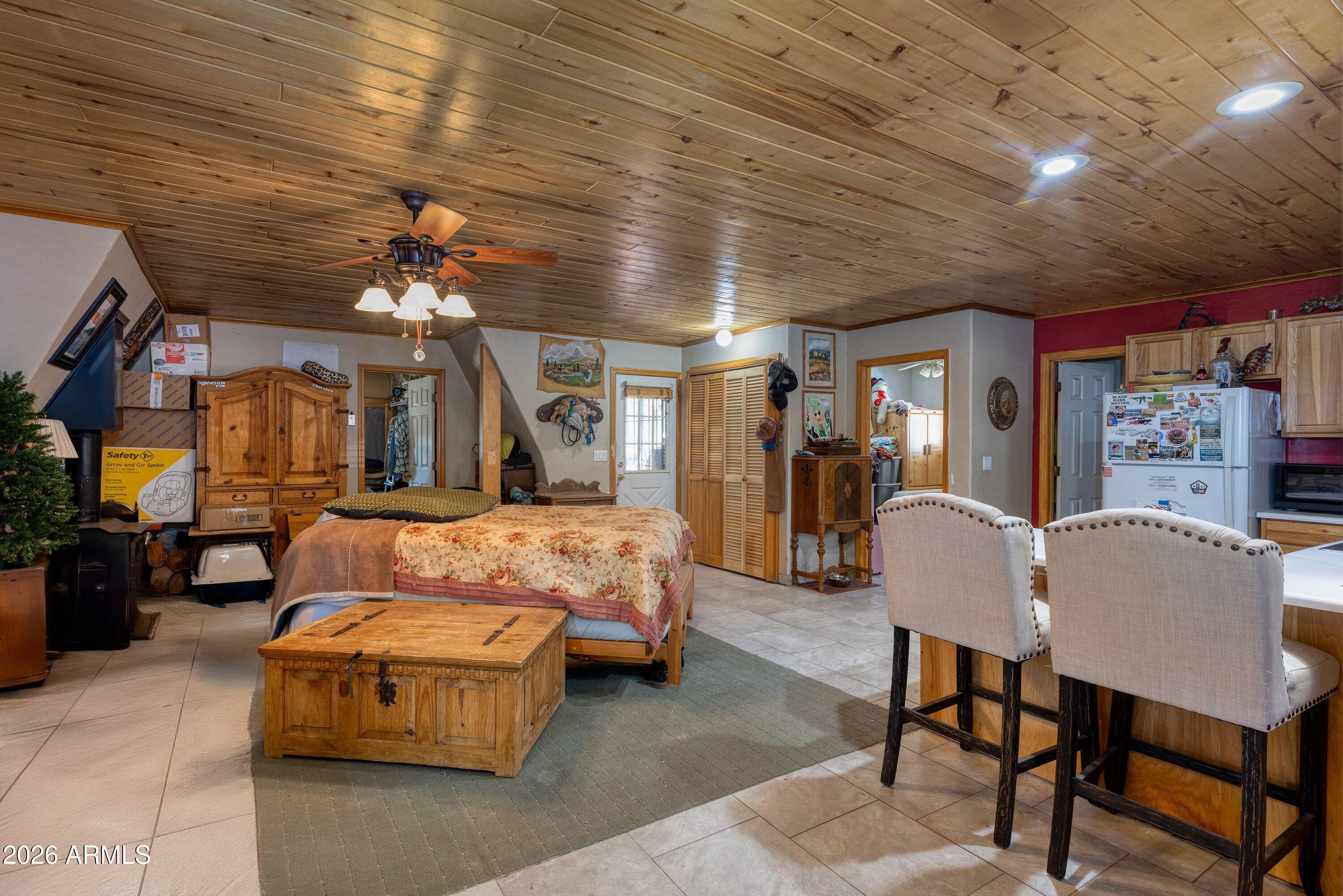 3155 Aspen Road Overgaard, AZ 85933 - Photo 6 of 15