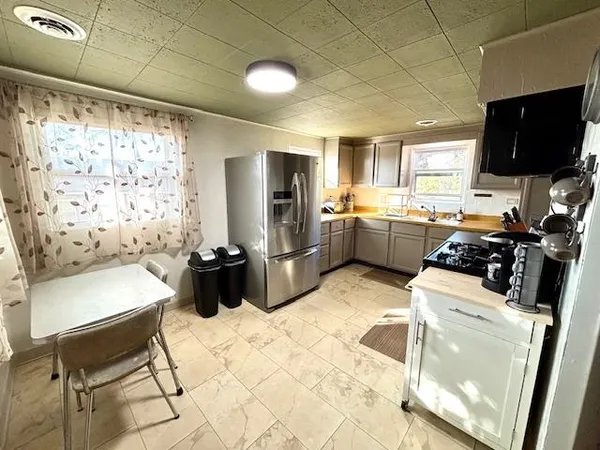 $365,000 | 5636 South County Rd D, Beloit, WI 53511